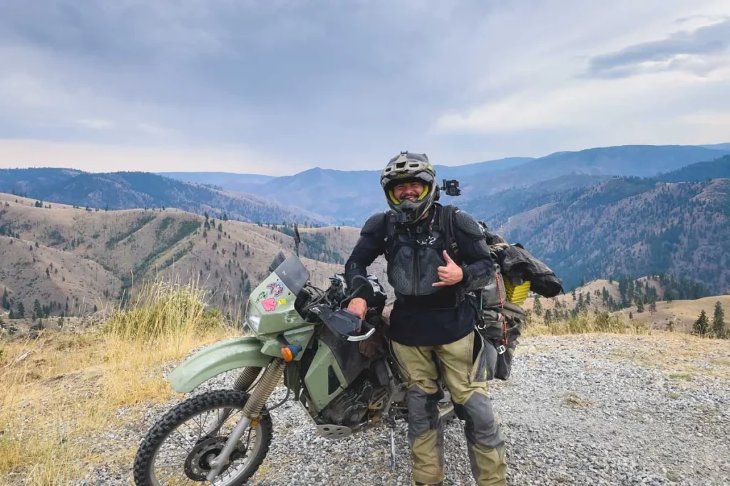 9 تا از بهترین موتورهای دو منظوره (Dual Sport) در سال 2025: 16 klr-650-best-dual-sport