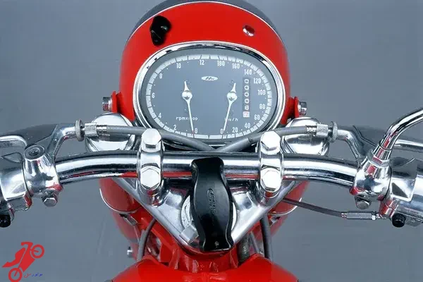 داستان هوندا CB72